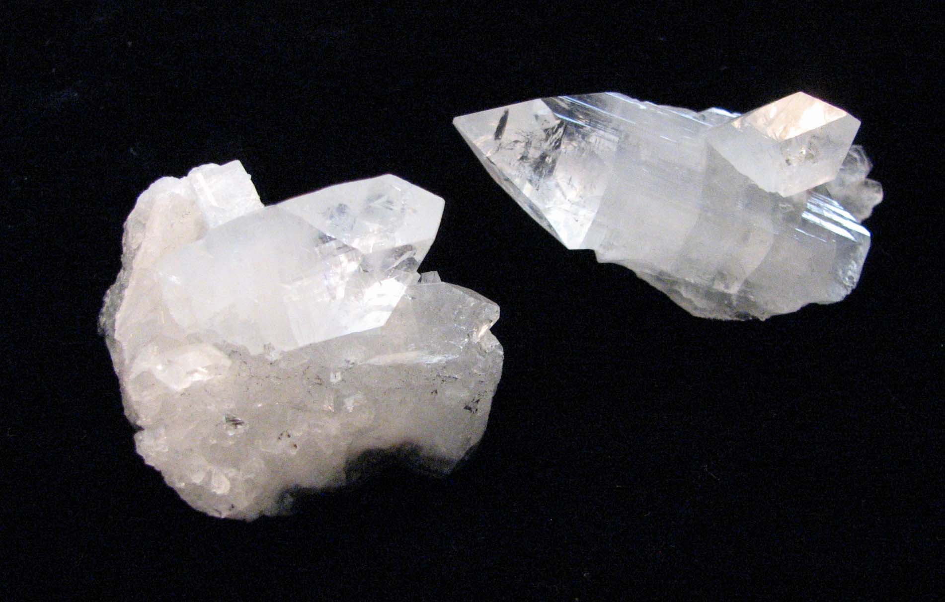 APOPHYLLITE CRYSTAL - 2 OZ APOPHYLLITE CRYSTAL - 2 OZ